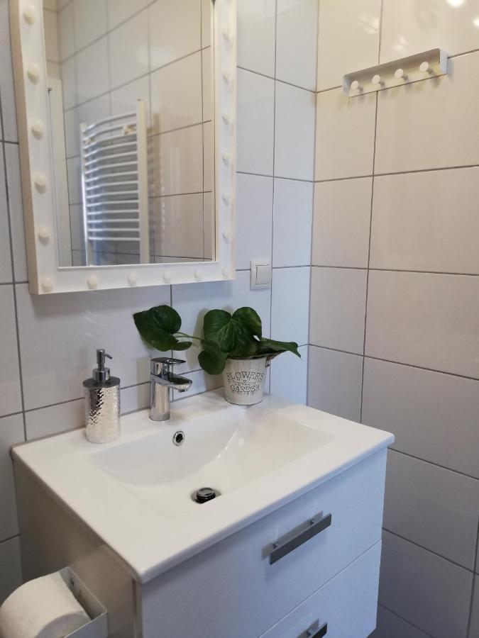 Ferienwohnung Froja Zator Exterior foto